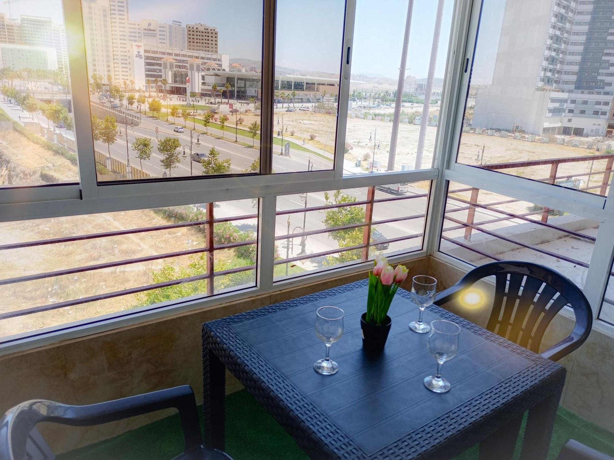 Appartement A Malabata En Face Centre Commercial Megarama & La Gare De Tgv M2 Tanger Exteriér fotografie